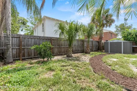 1745 Belmonte Avenue Jacksonville FL 32207