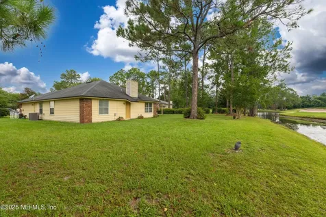 10526 Pebble Beach Court Jacksonville FL 32222