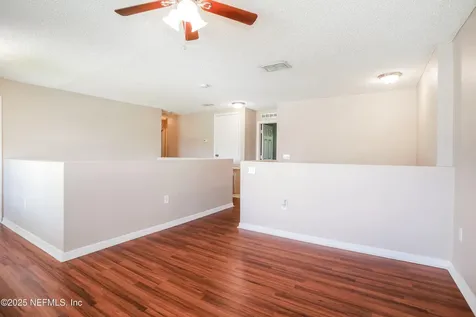 4303 Woodley Creek Road Jacksonville FL 32218