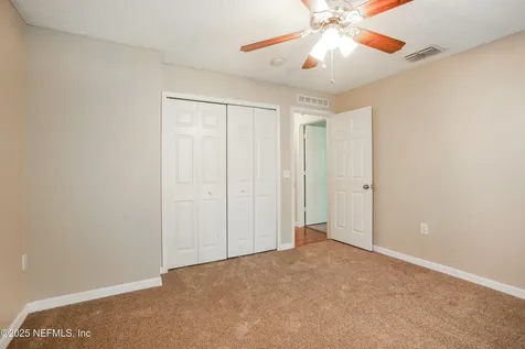 4303 Woodley Creek Road Jacksonville FL 32218