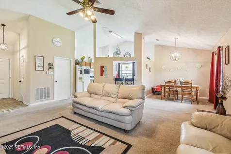 336 Shamrock Avenue S Jacksonville FL 32218