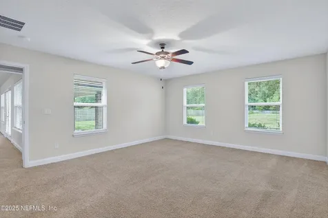 9559 Garden Street Jacksonville FL 32219