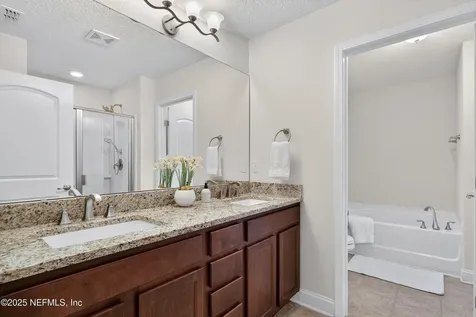 9559 Garden Street Jacksonville FL 32219