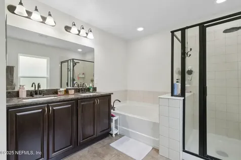 9502 Abby Glen Circle Jacksonville FL 32257