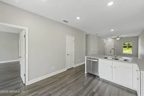 8763 Susie Street Jacksonville FL 32210