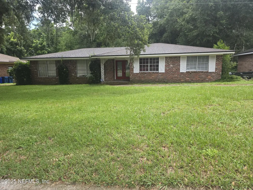 1006 Parkridge Circle W Jacksonville FL 32211