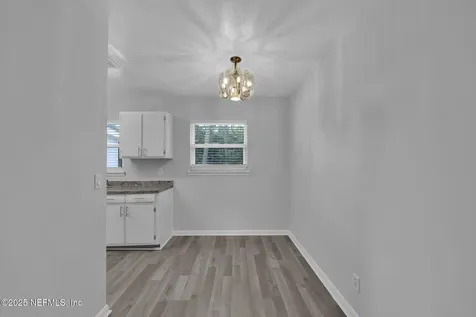 2480 Drake Avenue Jacksonville FL 32218