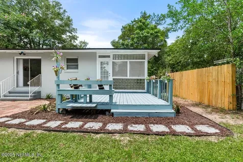 2057 Gamewell Road Jacksonville FL 32211