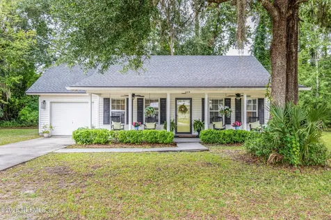 829 E Shuey Avenue Macclenny FL 32063