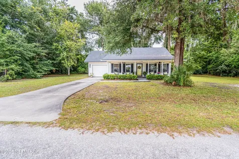 829 E Shuey Avenue Macclenny FL 32063
