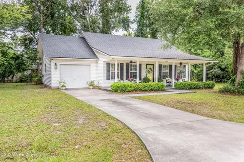 829 E Shuey Avenue Macclenny FL 32063