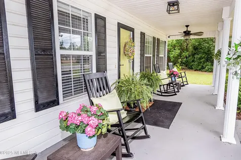 829 E Shuey Avenue Macclenny FL 32063