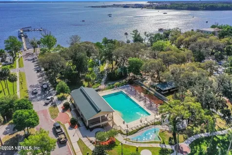 1561 Stonebriar Road Green Cove Springs FL 32043