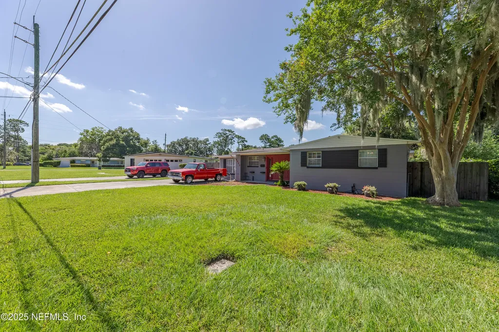 6542 Ovington Road S Jacksonville FL 32216