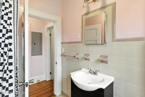 4638 Kingsbury Street Jacksonville FL 32205