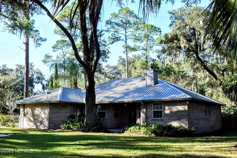 101 Roberts Court Palatka FL 32177