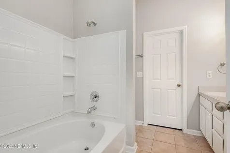 5966 Pavilion Drive Jacksonville FL 32258