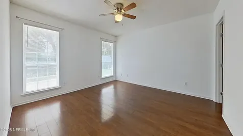 4525 Shaky Leaf Lane N Jacksonville FL 32224