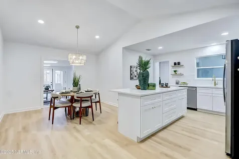 2033 Knotty Pine Court Jacksonville FL 32246