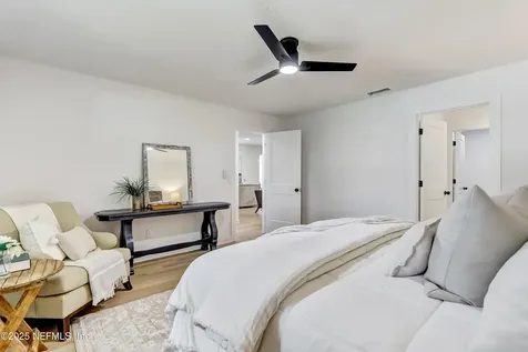 2033 Knotty Pine Court Jacksonville FL 32246