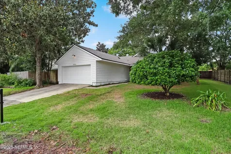 2033 Knotty Pine Court Jacksonville FL 32246