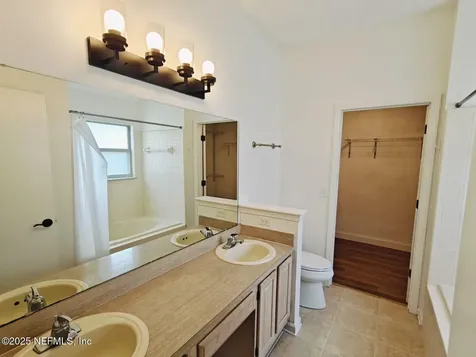 4612 Brandy Oak Court Jacksonville FL 32257