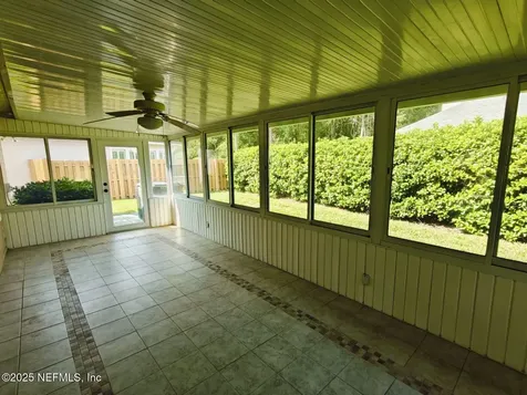 4612 Brandy Oak Court Jacksonville FL 32257
