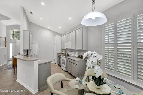 9213 Sugar Meadow Trail Jacksonville FL 32256