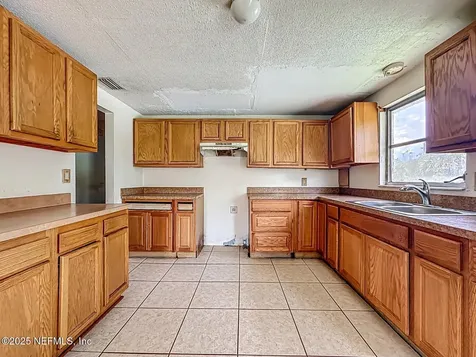 2115 Burgoyne Drive Jacksonville FL 32208