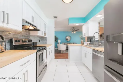 13999 Island Cove Drive Jacksonville FL 32224