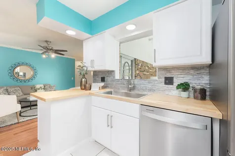 13999 Island Cove Drive Jacksonville FL 32224