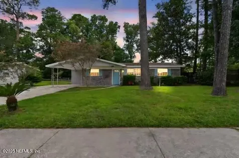 4423 Clinton Avenue Jacksonville FL 32207