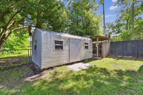 4423 Clinton Avenue Jacksonville FL 32207