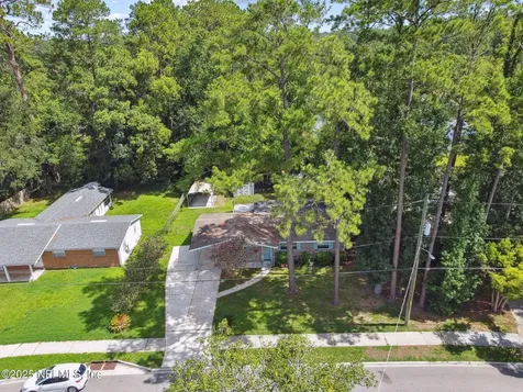 4423 Clinton Avenue Jacksonville FL 32207