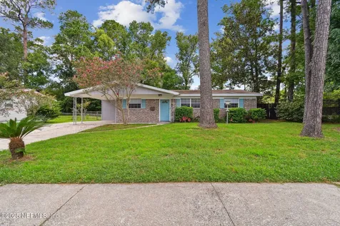 4423 Clinton Avenue Jacksonville FL 32207