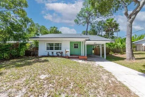 378 Plaza Atlantic Beach FL 32233