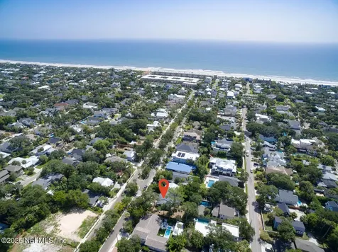 378 Plaza Atlantic Beach FL 32233