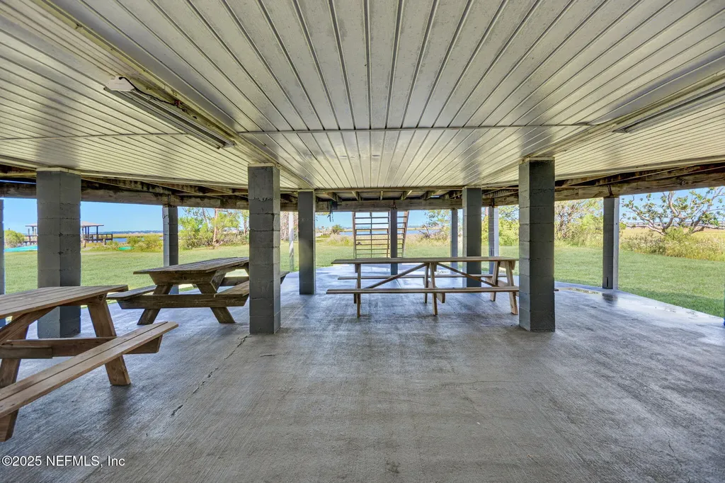 95085 Seymore Lane Fernandina Beach FL 32034