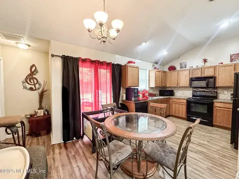 242 Mango Drive Palatka FL 32177