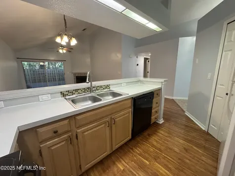 7701 Leesburg Drive S Jacksonville FL 32277
