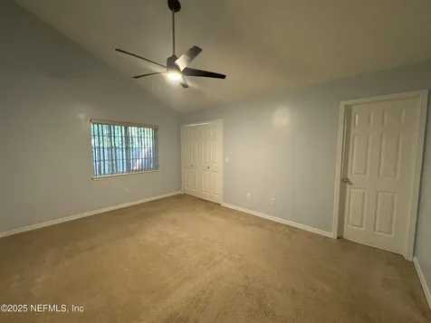 7701 Leesburg Drive S Jacksonville FL 32277
