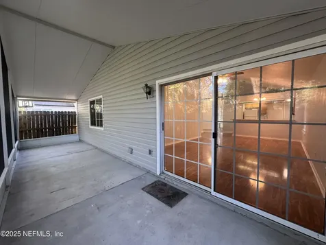 7701 Leesburg Drive S Jacksonville FL 32277