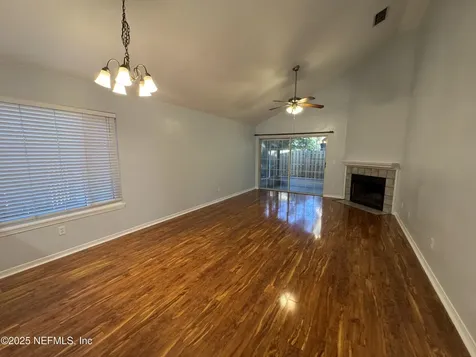 7701 Leesburg Drive S Jacksonville FL 32277