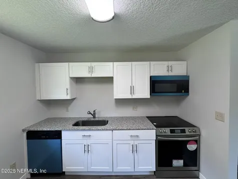 8204 Arnot Street Jacksonville FL 32220
