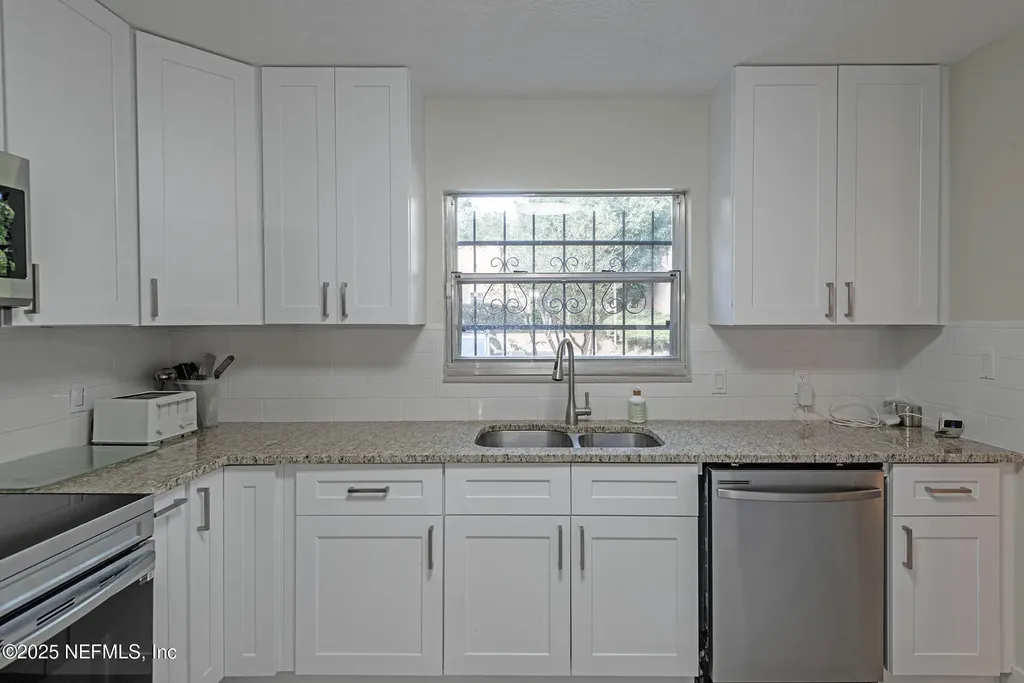 346 Raleigh Road Jacksonville FL 32225