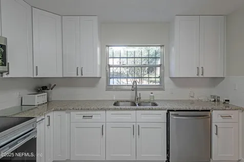 346 Raleigh Road Jacksonville FL 32225
