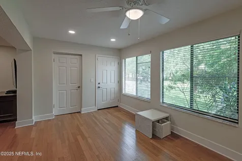 346 Raleigh Road Jacksonville FL 32225