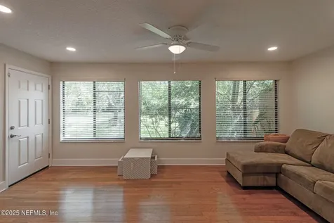 346 Raleigh Road Jacksonville FL 32225