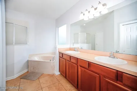 6466 Ginnie Springs Road Jacksonville FL 32258