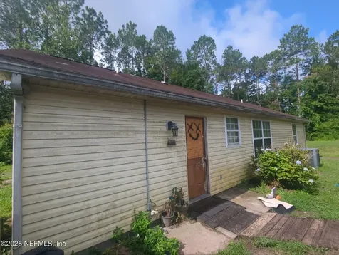 24899 Crawford Road Callahan FL 32011